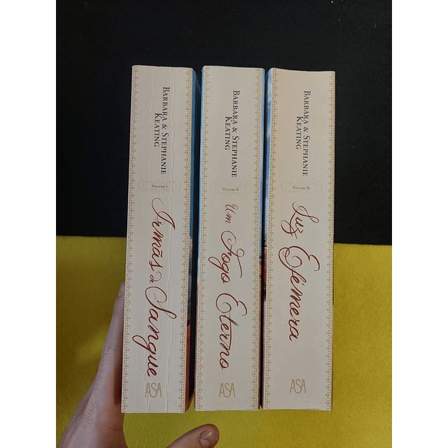 Barbara, Stephane Keating - Irmãs de sangue/Luz efémera/Um fogo eterno. 3 volumes