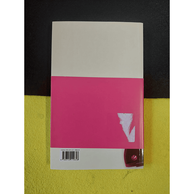 Mário de Carvalho - A sala magenta