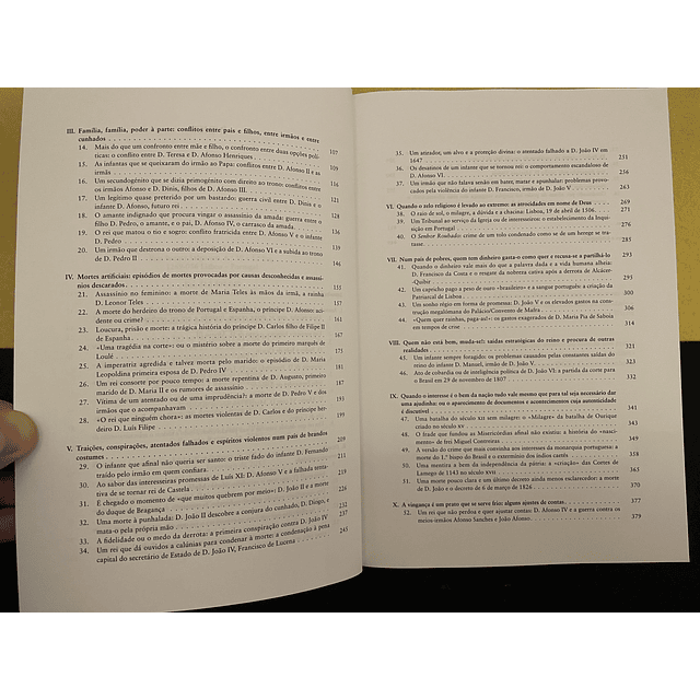 Ricardo Raimundo - Escândalos da Monarquia Portuguesa: Amores e desamores, assassínios, traições e conspirações, mentiras e dinheiros mal gastos