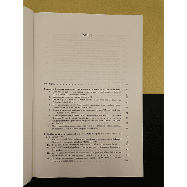 Ricardo Raimundo - Escândalos da Monarquia Portuguesa: Amores e desamores, assassínios, traições e conspirações, mentiras e dinheiros mal gastos