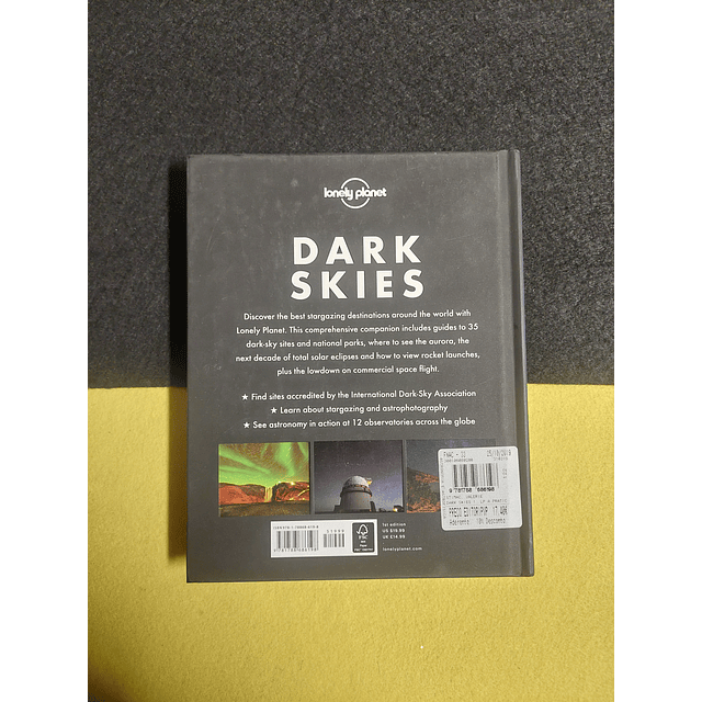 Valerie Stimac - Dark skies: A practical guide to astrotourism