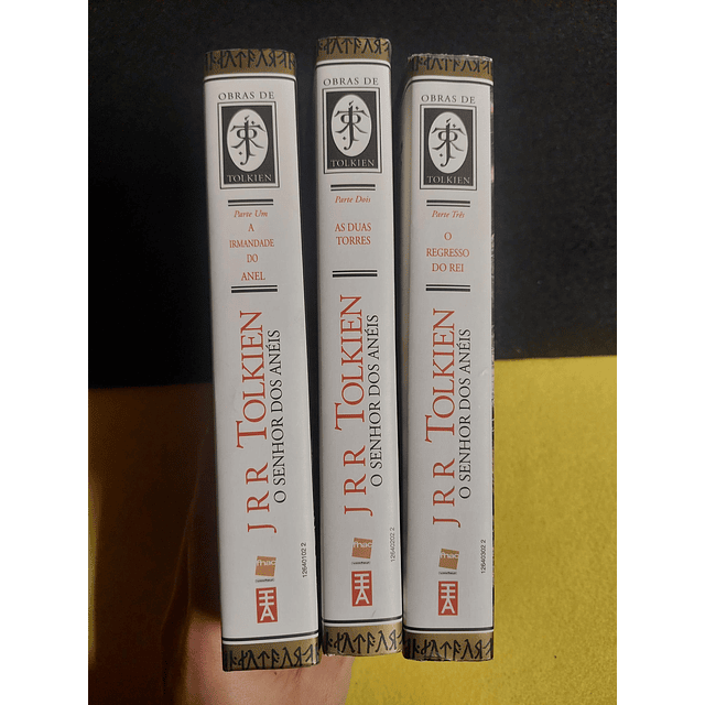 J. R. R. Tolkien - O senhor dos anéis. 3 volumes