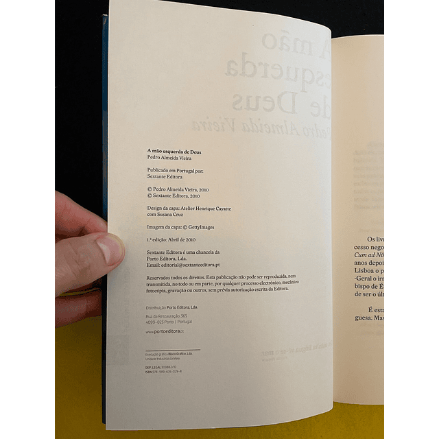 Pedro Almeida Vieira - A mão esquerda de Deus