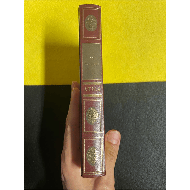 Guy Claisse - Atila: Os malditos