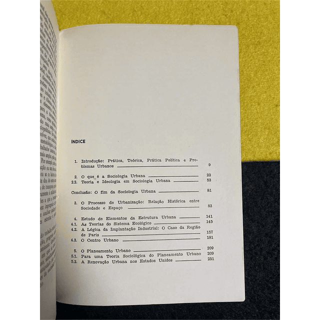 Manuel Castells - Problemas de investigação em sociologia urbana. Volume 12