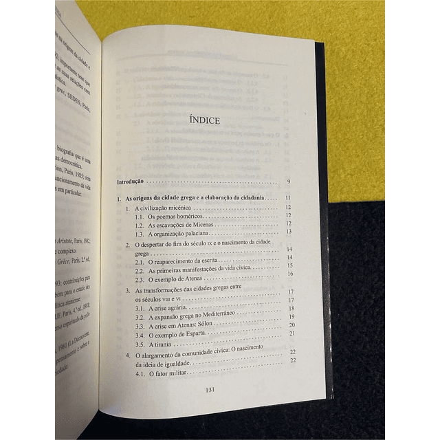 Claude Mossé - O cidadão na Grécia Antiga