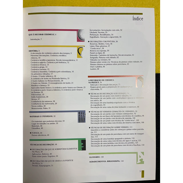 M. Pilar Navarro - A Decoração de cerâmica: A Técnica e a arte da cerâmica explicadas do modo mais simples e atraente