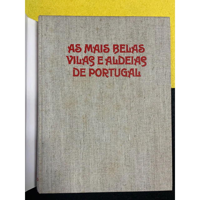 Augusto Cabrita - As Mais Belas Vilas e Aldeias de Portugal