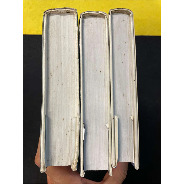 Maria João Avillez - Soares: Ditadura e revolução/ A democracia/ O presidente. 3 Volumes