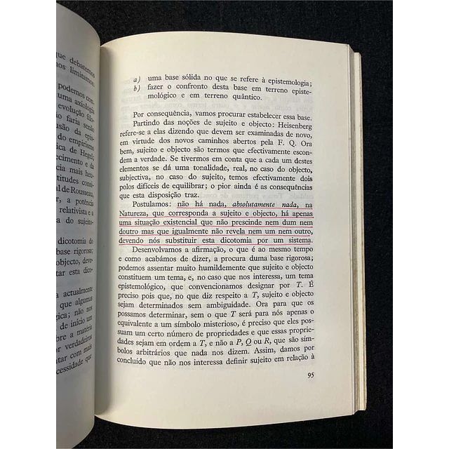 Santiago Quintas - Da epistemologia para a física quântica