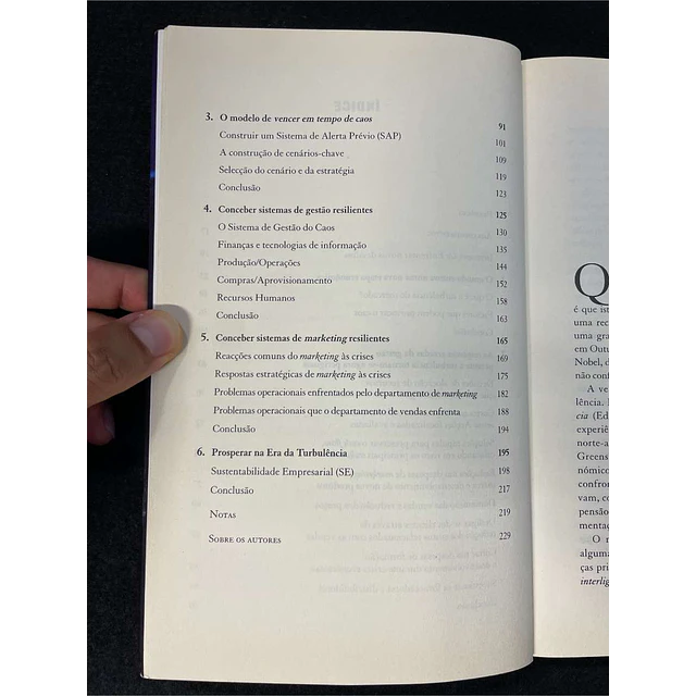 Philip Kotler, John A. Caslione - Chaotics: Vencer em tempo de caos