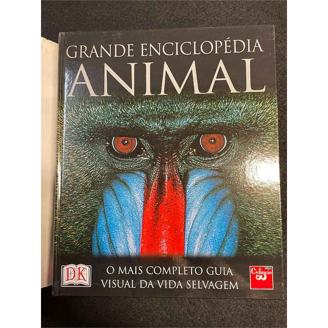 Grande enciclopédia animal: O mais completo guia visual da vida selvagem