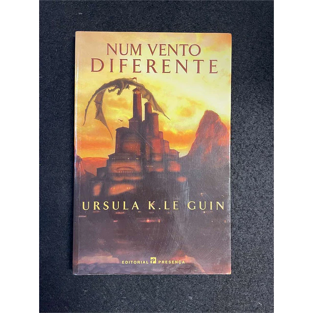 Ursula K. Le Guin - Num vento diferente