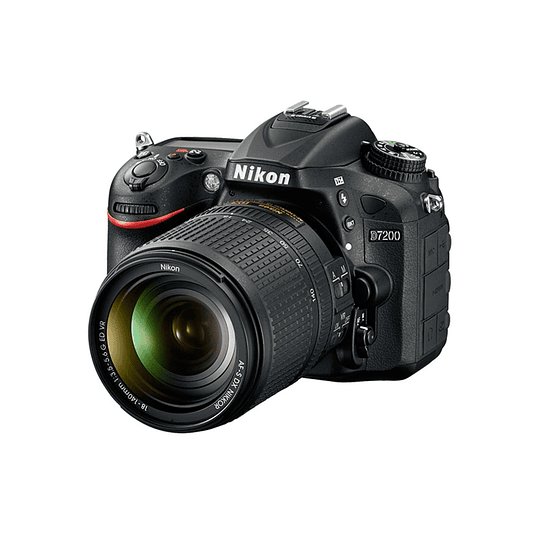 Camara Nikon Reflex D7200 + Lente 18-140