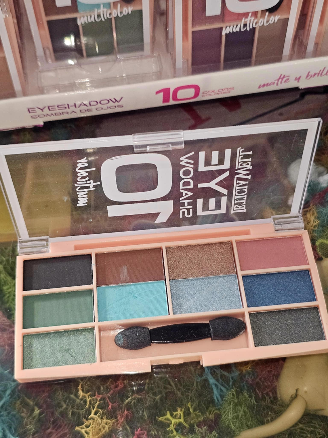 Paleta de Sombras 10 Cores – Olhar Poderoso e Versátil 4