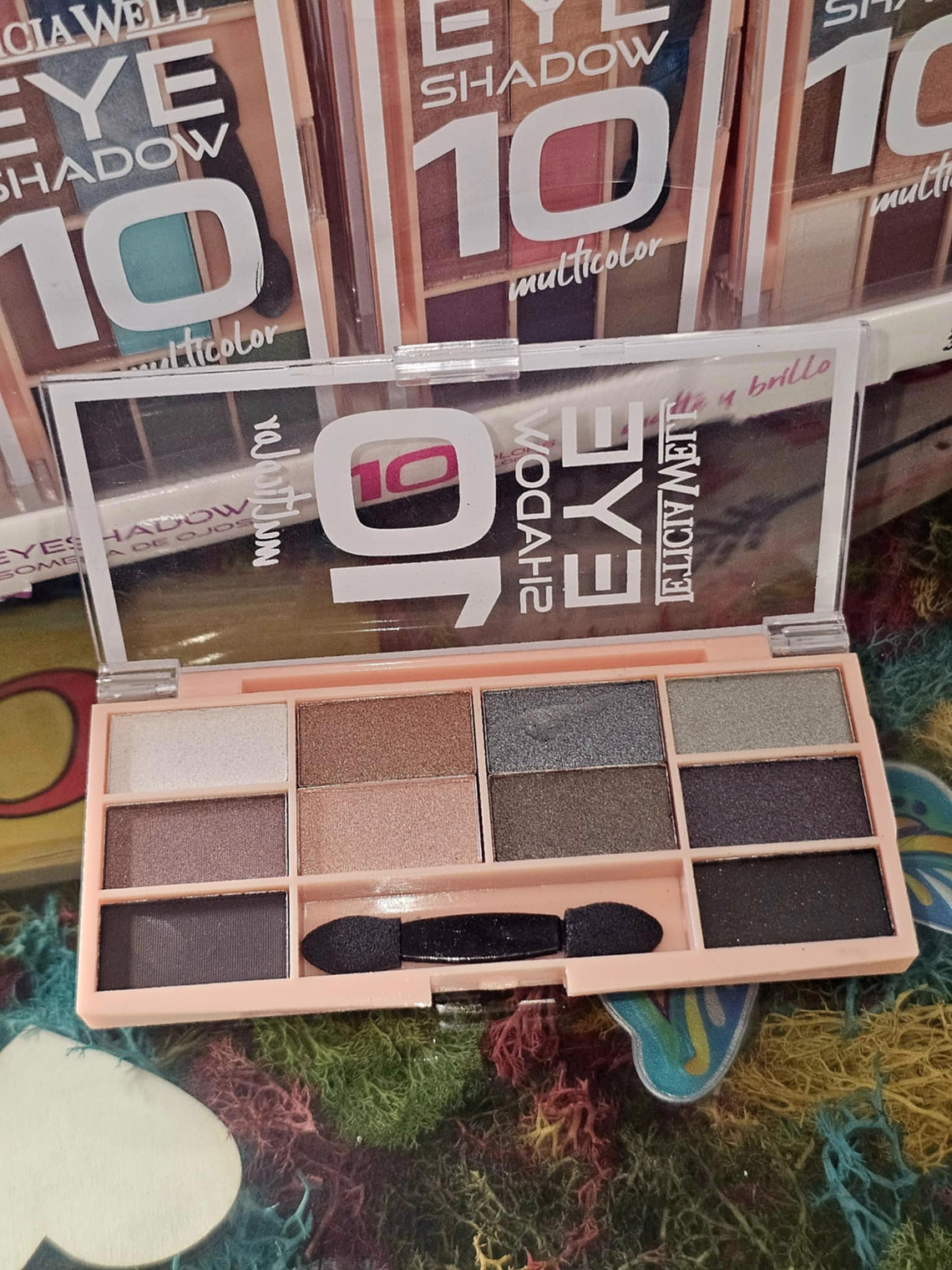Paleta de Sombras 10 Cores – Olhar Poderoso e Versátil 5