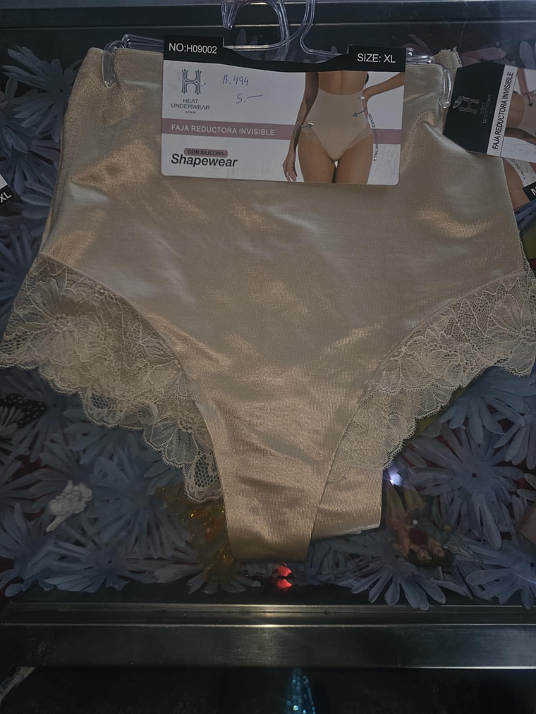 Cinta Redutora Invisível com Renda – Modelagem e Conforto 1