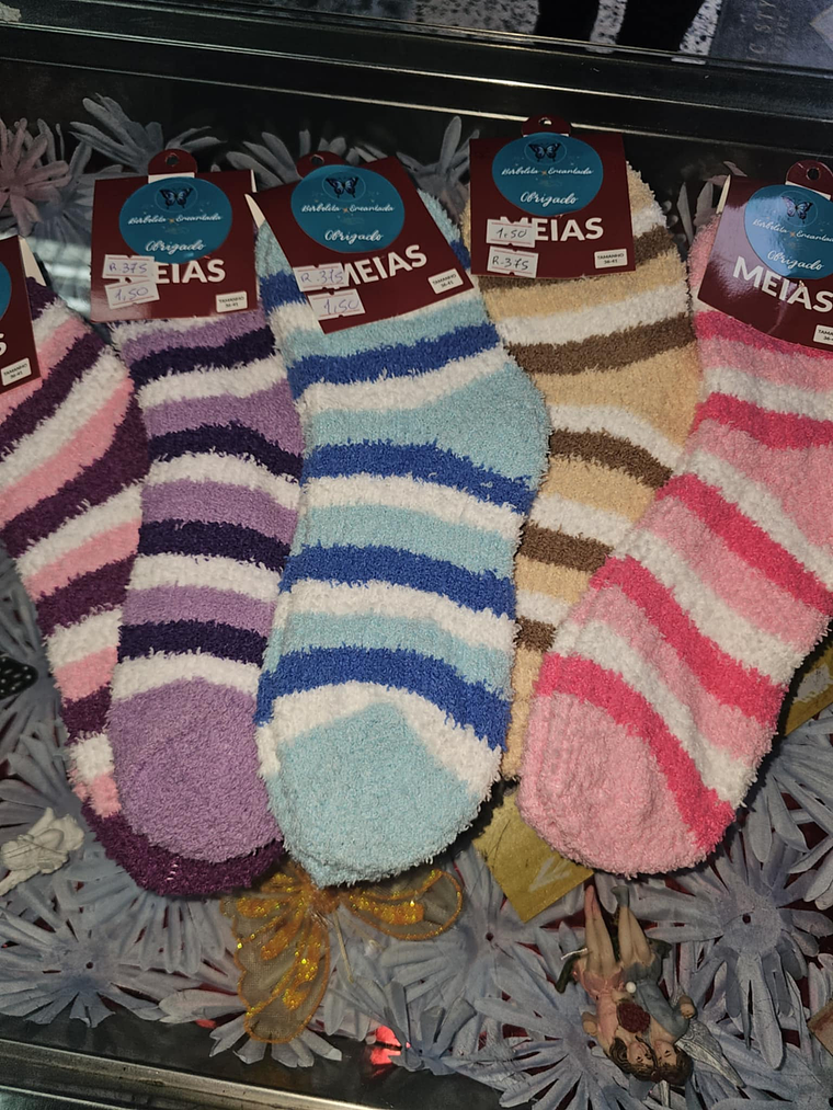 🧦 Meias Felpudas – Conforto e Aconchego Para Seus Pés! 1