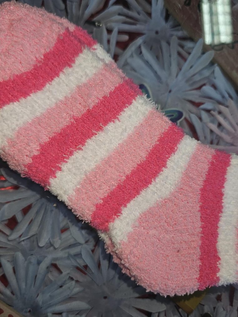 🧦 Meias Felpudas – Conforto e Aconchego Para Seus Pés! 2