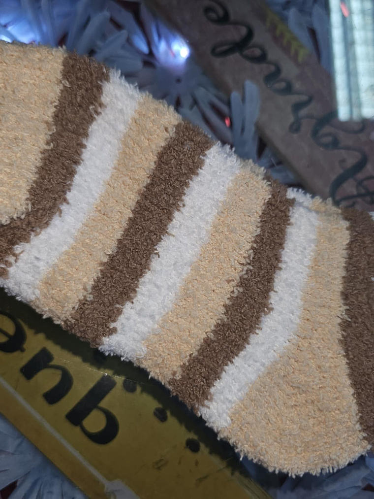 🧦 Meias Felpudas – Conforto e Aconchego Para Seus Pés! 3