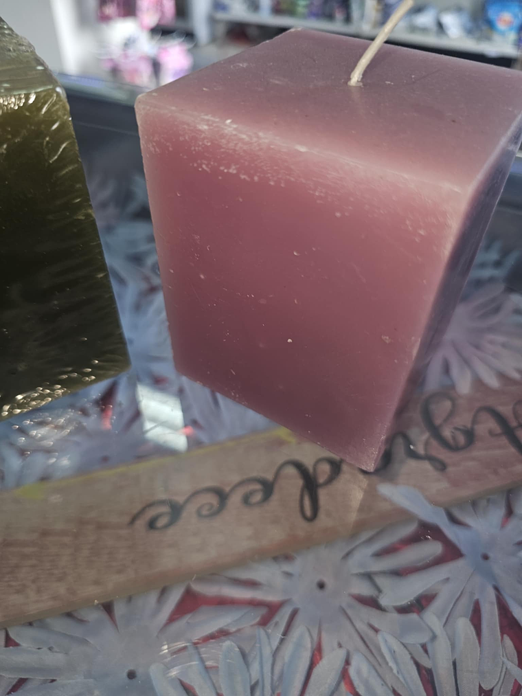 Vela Quadrada Decorativa Artesanal 1