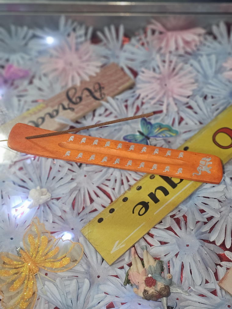 Porta-Incenso de Madeira Colorido 4