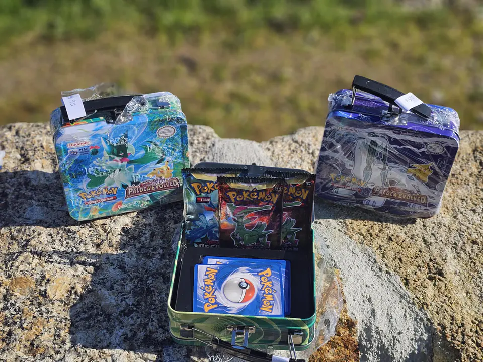 Caixa de Cartas Pokémon – Coleção Exclusiva 1
