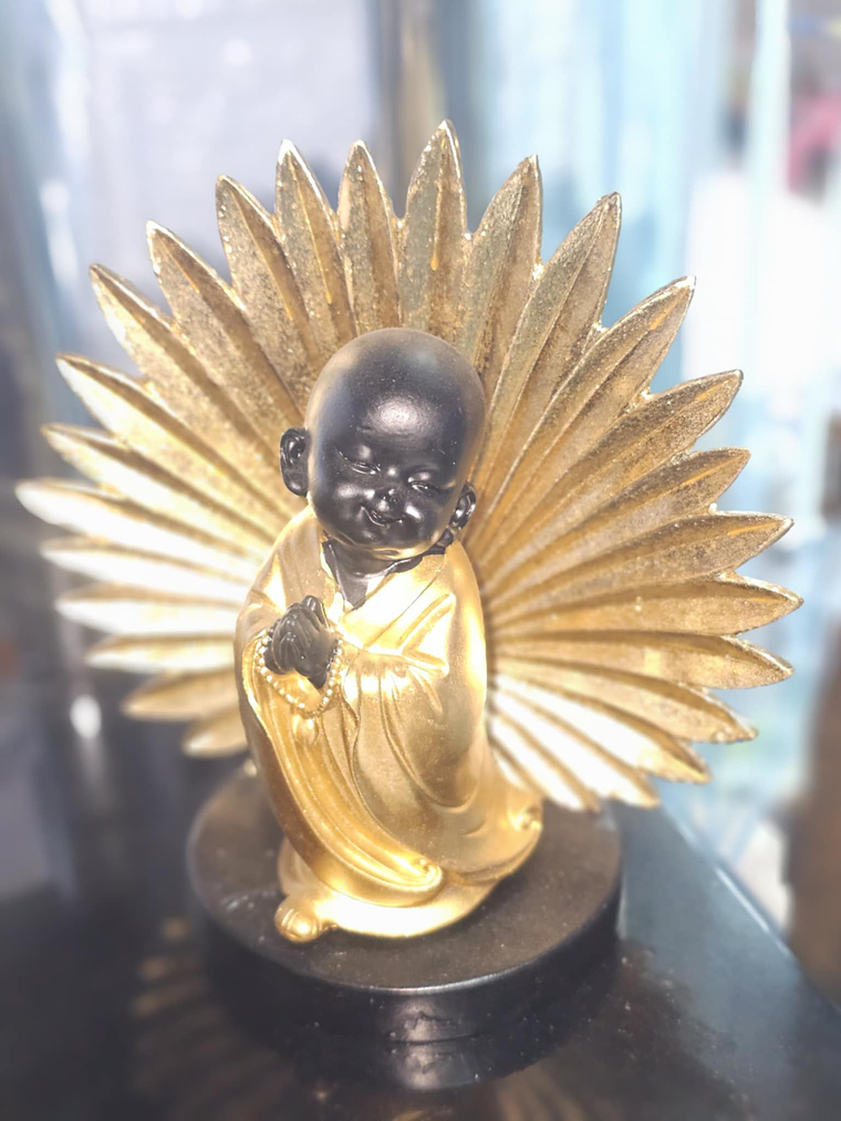 buda /deusa dourado 2