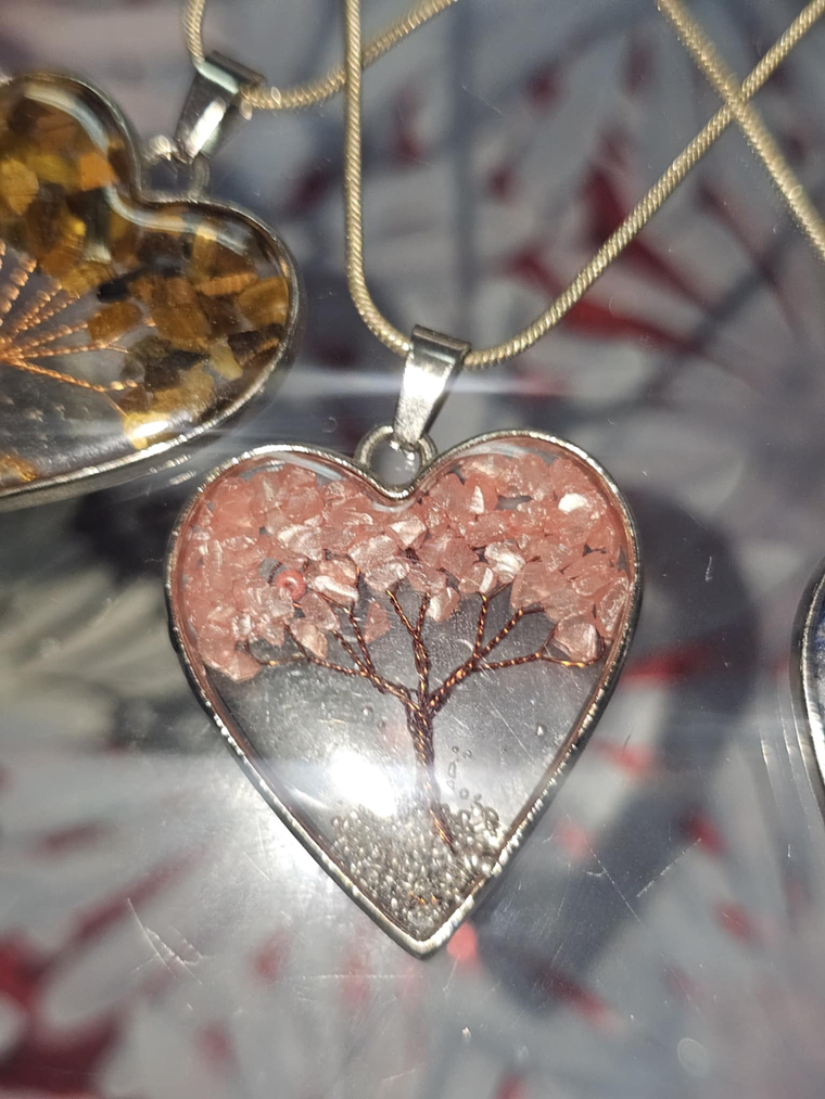 Colar Coração com Árvore da Vida – Bijuteria Elegante e Significativa 4