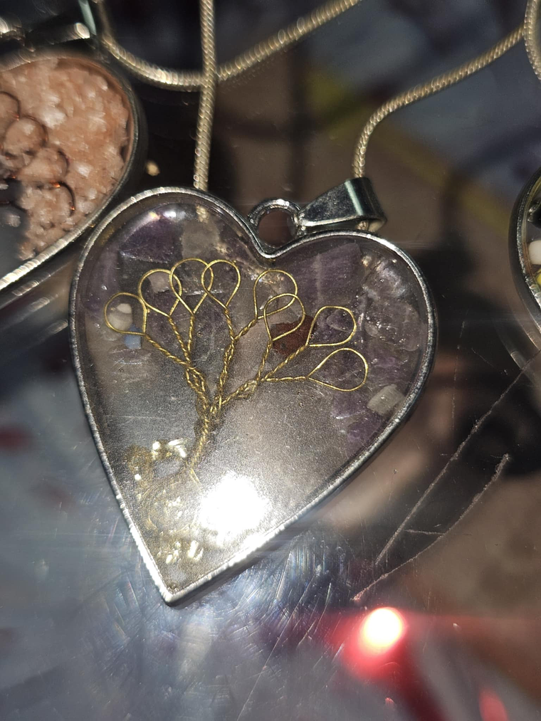 Colar Coração com Árvore da Vida – Bijuteria Elegante e Significativa 9