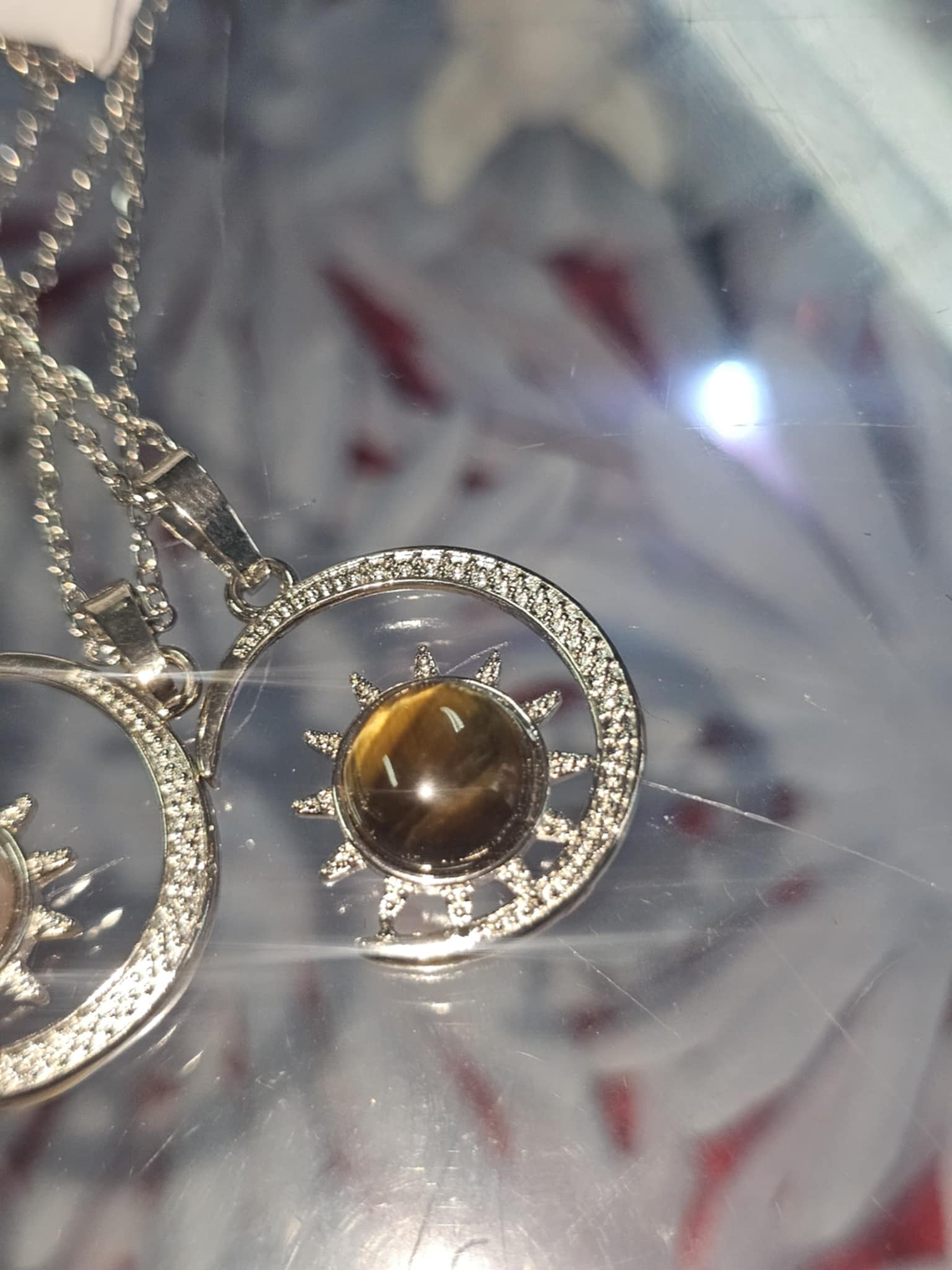 Colar Lua e Pedra Natural – Elegância e Energia Positiva 2