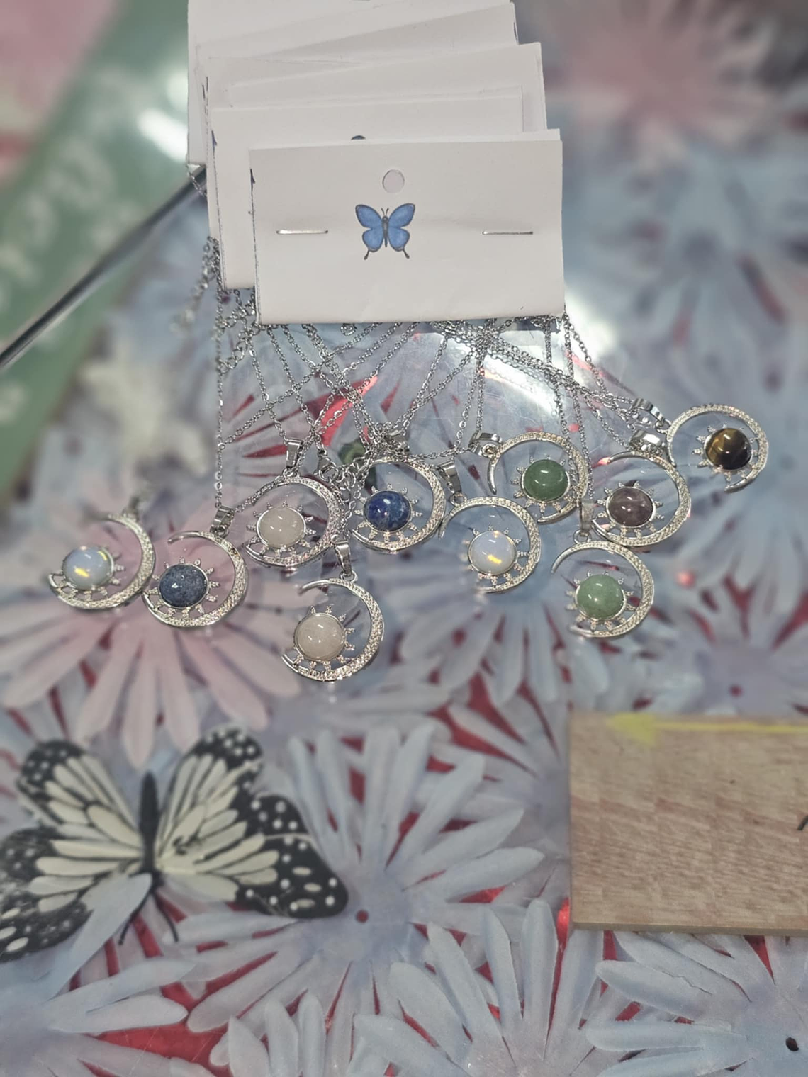 Colar Lua e Pedra Natural – Elegância e Energia Positiva 3