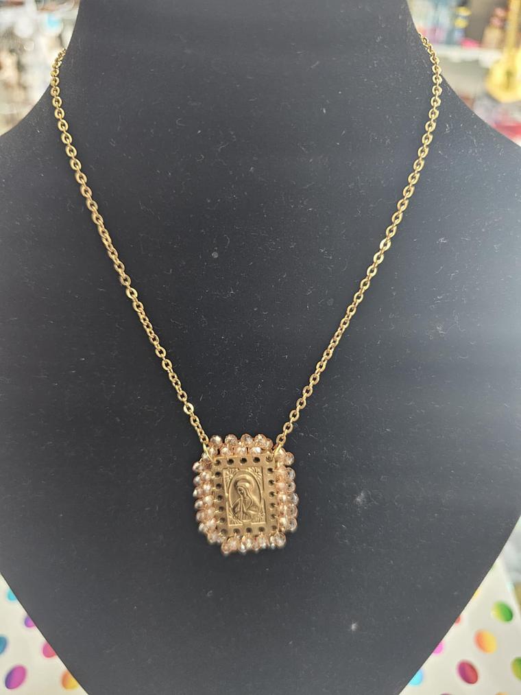 Colares Dourados Religiosos com Pedras 4