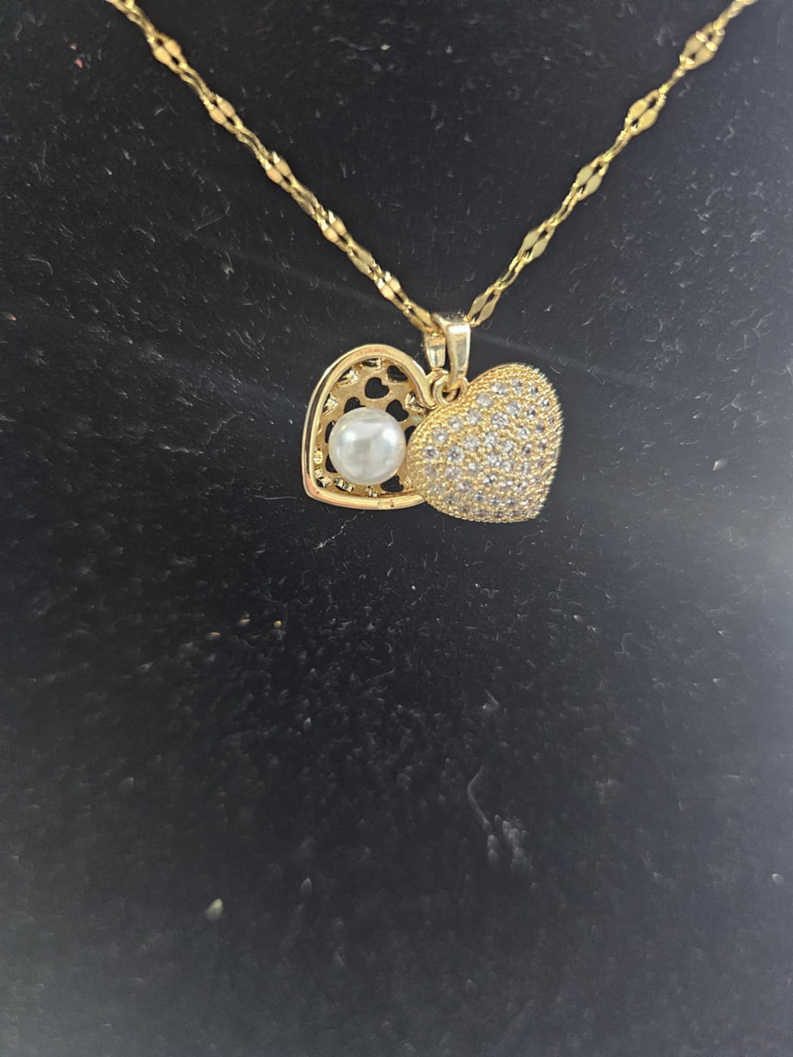 Colar de Coração Duplo com Pérola e Zircônias - dourado 2