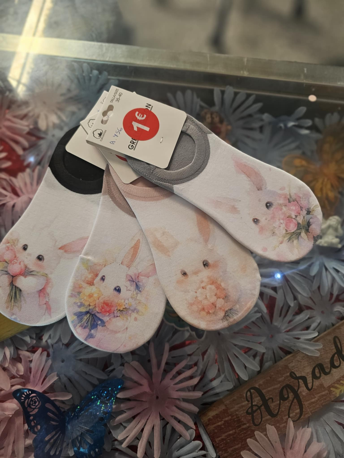 Meias Femininas Invisíveis com Estampa de Coelhinhos 1