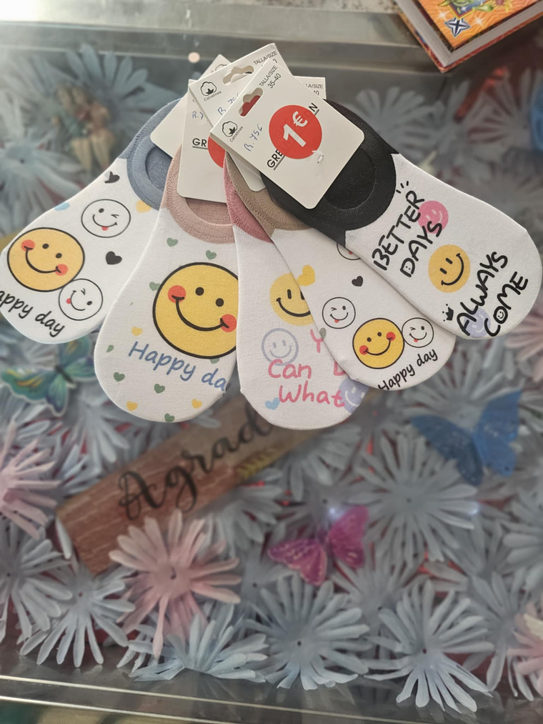 Meias Invisíveis com Estampas de Smileys e Frases Positivas 6