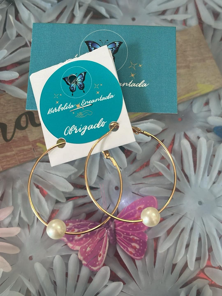 Brincos Argola com Pérola – Toque Clássico e Elegante 1