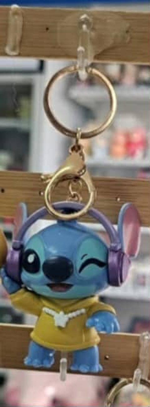 Chaveiro Stitch com Fones de Ouvido