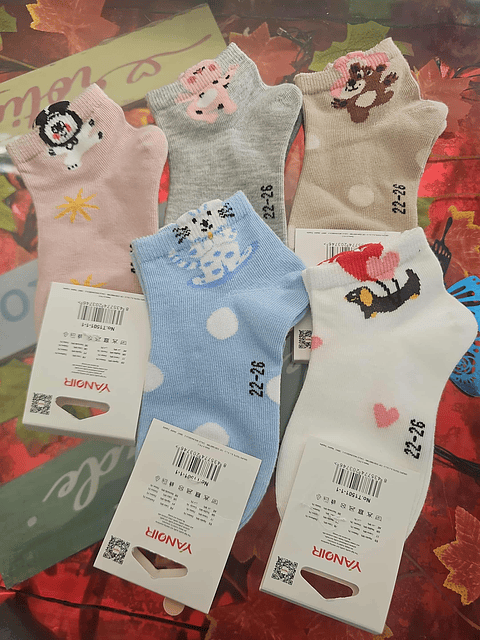 🧦🐻 Meias Infantis com Desenhos – conforto e diversão nos pezinhos!