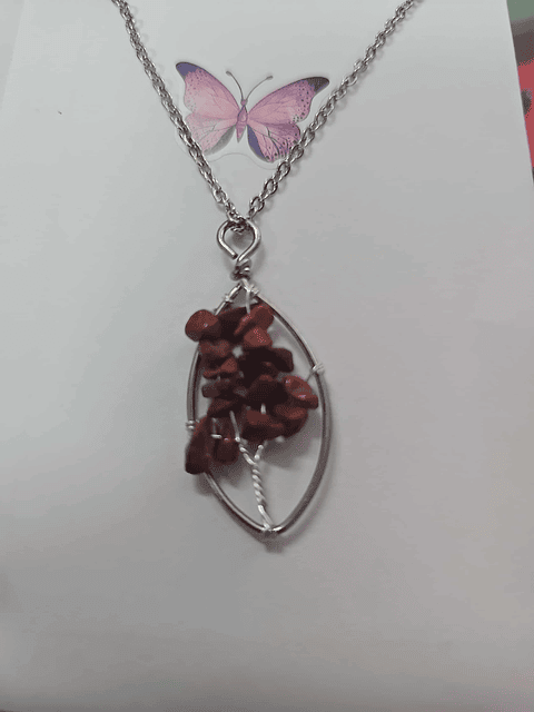 🌳❤️ Colar Árvore da Vida com Pedras Vermelhas – Força e Proteção ❤️🌳