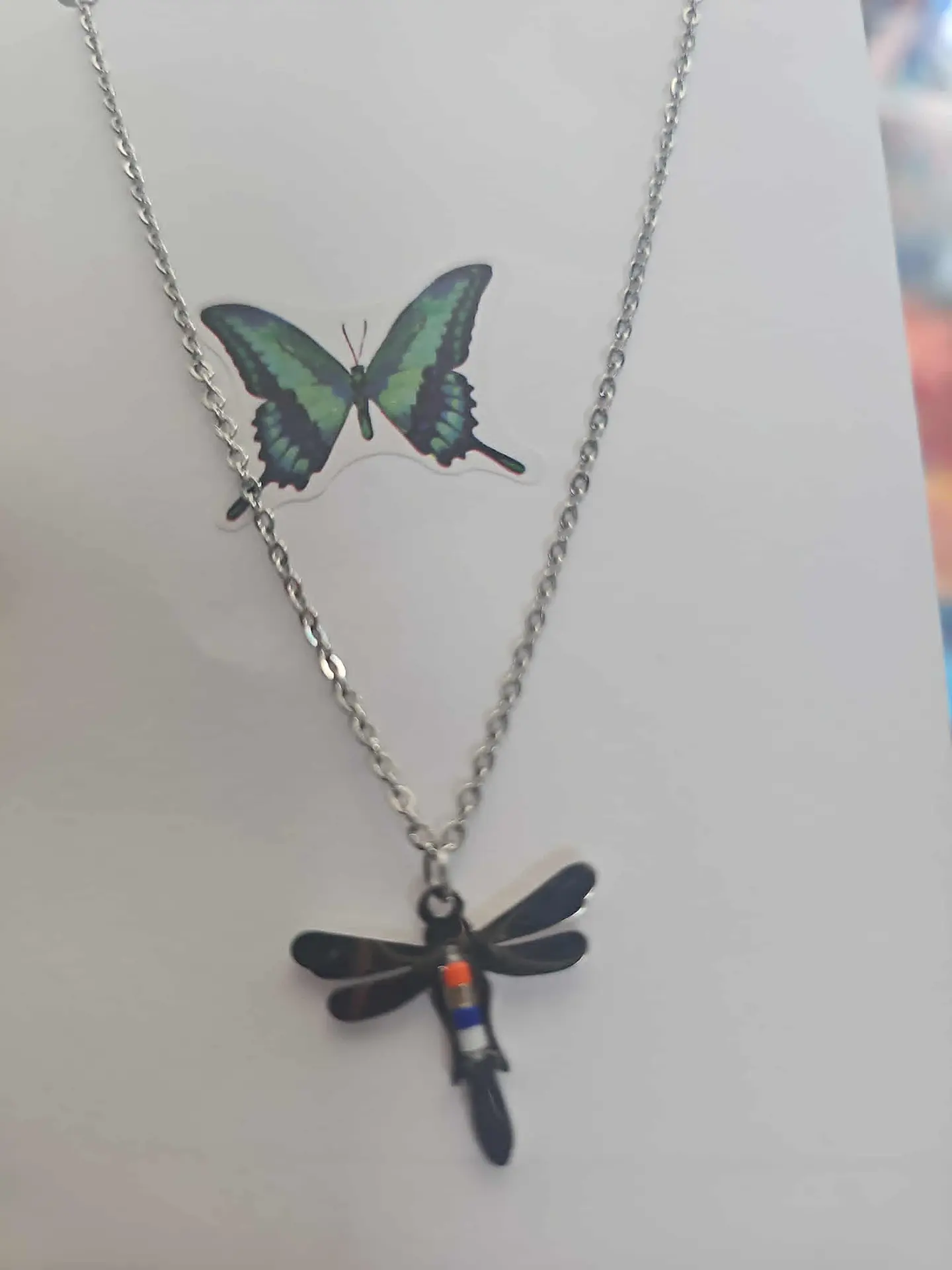 🖤✨ Fio Libélula Colorida – Luz, Força e Transformação 🌈🪶 1