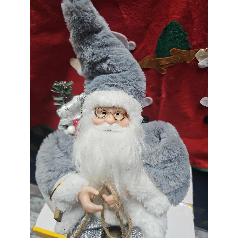 🎅 Pai Natal Cinzento no Trenó Decorativo ❄️