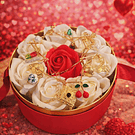 Caixa Presente Floral com Colar de Berloques – Edição Romântica