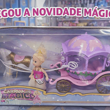 Carruagem Mágica com Boneca e Cavalo