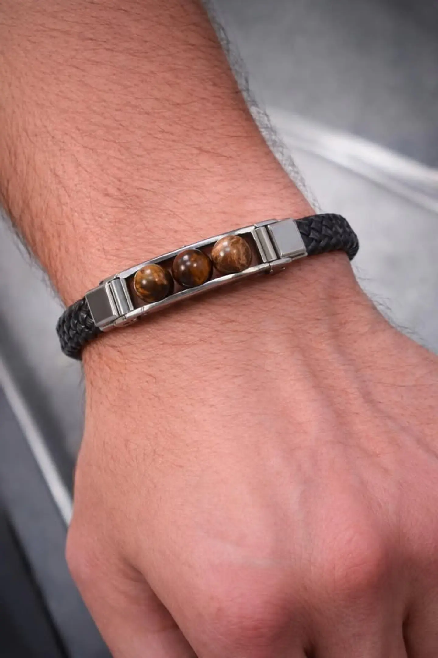 Pulseiras Masculinas em Couro – Estilo Moderno 6