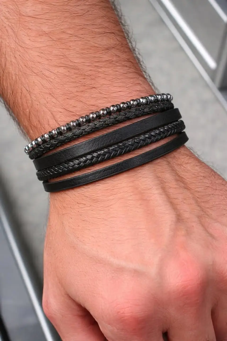 Pulseiras Masculinas em Couro – Estilo Moderno 9