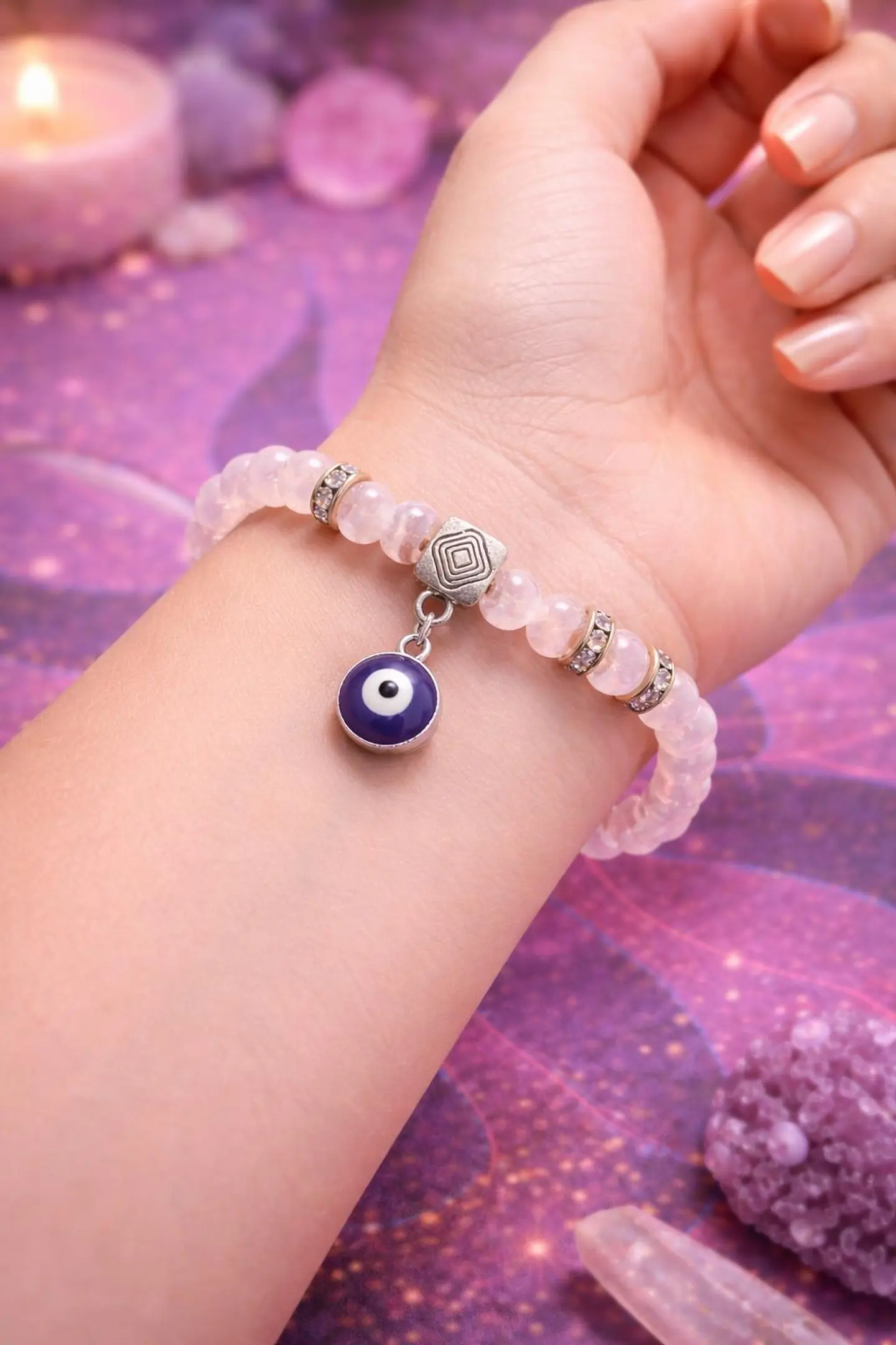 Pulseira em quartzo rosa natural pendente de olho grego. 1