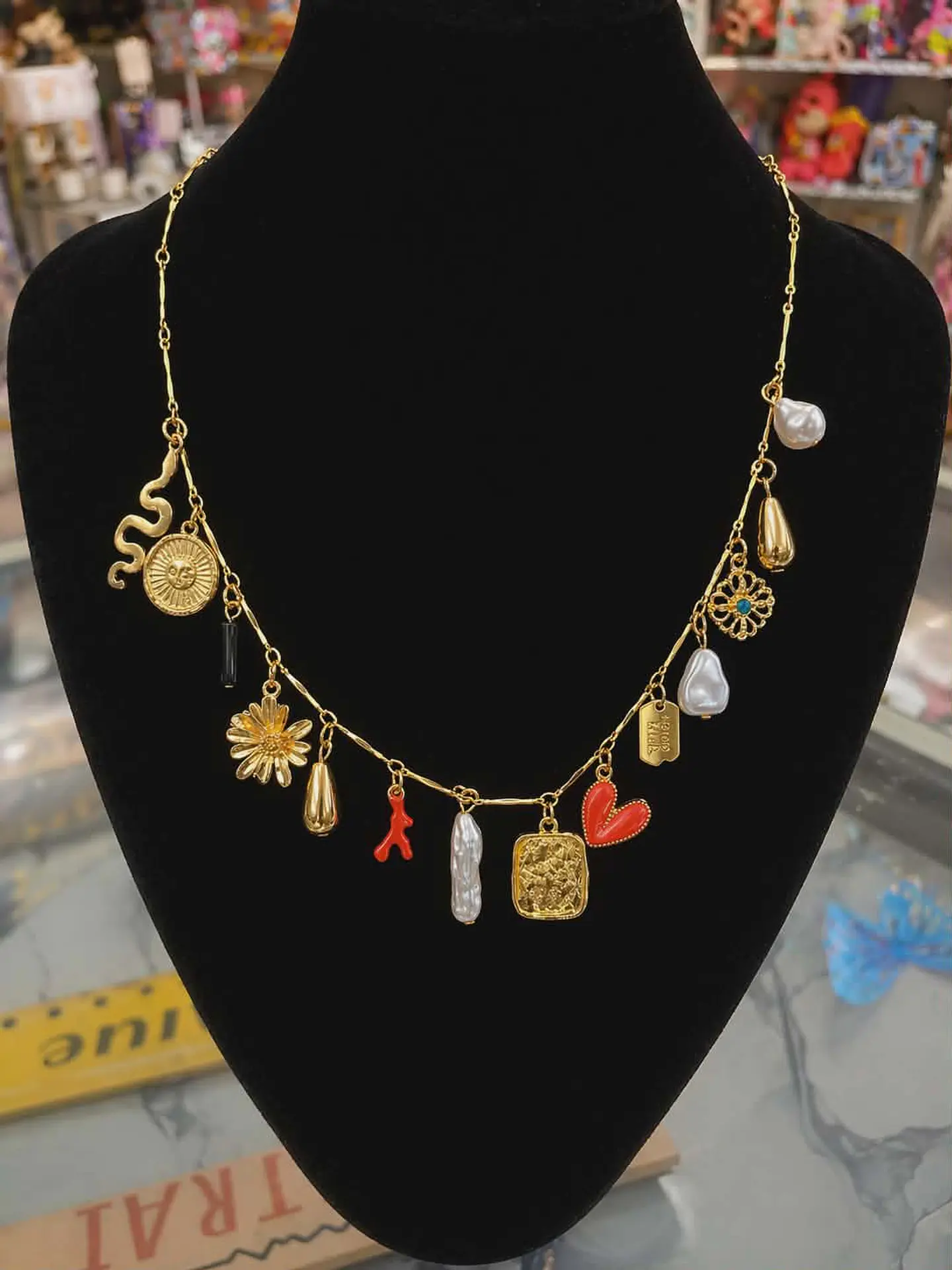 Colar Charm Dourado Tropical 3