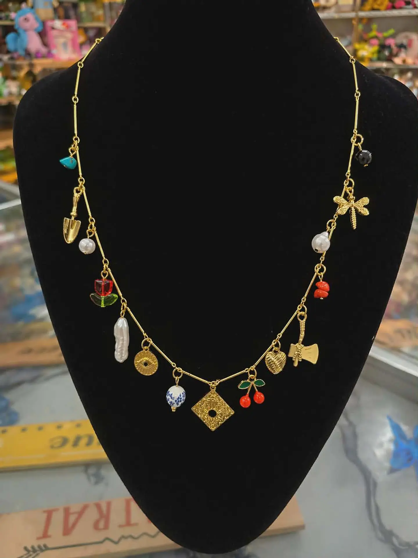 Colar Charm Dourado Tropical 5