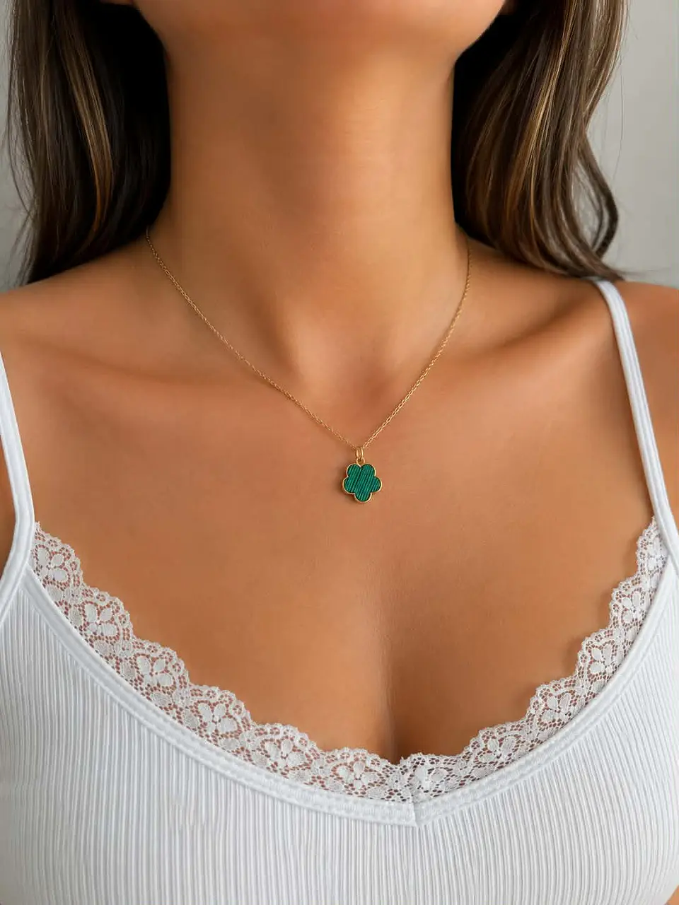 Fio dourado c/ flor verde 1